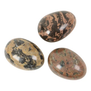 Large Marble Natural Stone Decorative Eggs, 1980s, Set of 3 For Sale