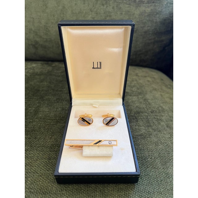 Metal Rare Vintage Dunhill Cufflinks & Tie Clip Gold Plated, Onyx With Original Case For Sale - Image 7 of 8