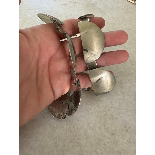 18" Chunky 800 Silver Necklace With Half Moon Design For Sale In New York - Image 6 of 6