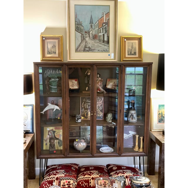 Mid-Century Modern Broyhill Brasilia Mid-Century Modern Hutch Top / Display Cabinet For Sale - Image 3 of 11
