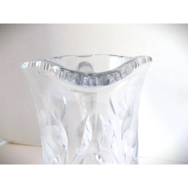 Heavy Brilliant Cut Crystal Vintage Pitcher, Floral & Leaf Design, Water, Wine, Cocktails, Drinks For Sale - Image 9 of 11