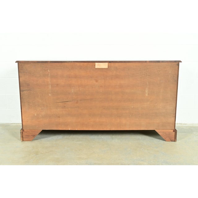 Henkel Harris Georgian Solid Mahogany Ten-Drawer Dresser or Chest of Drawers, 1970s For Sale - Image 12 of 13
