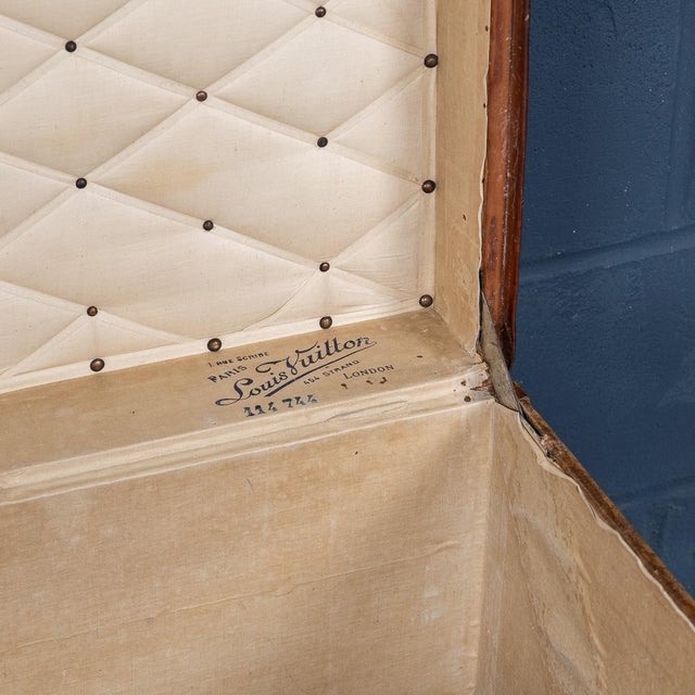 Antique 19th Century Louis Vuitton Courier Trunk in Woven Canvas, France, 1896 For Sale - Image 15 of 18