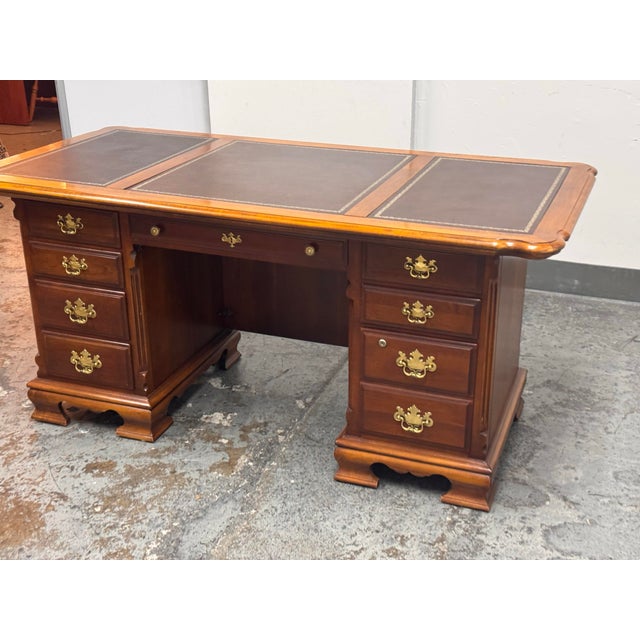 Lexington Traditional Double Pedestal Executive Desk, Vintage For Sale In San Francisco - Image 6 of 12