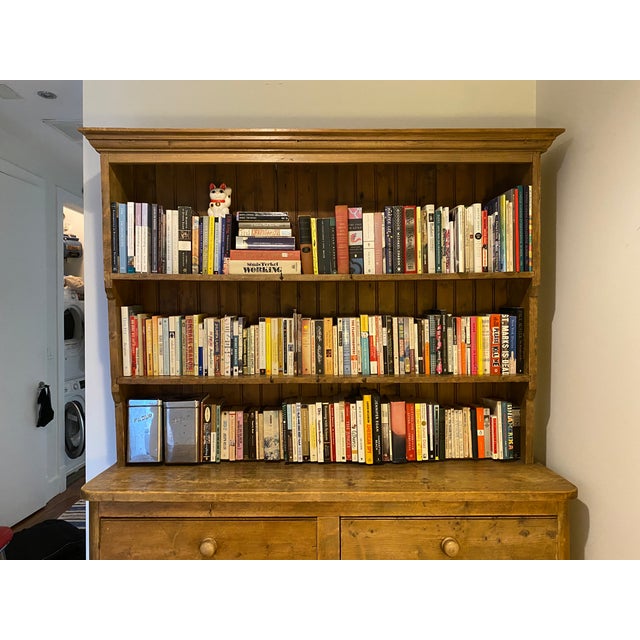Antique English Pine Welsh Dresser Hutch, Late 19th Century For Sale In New York - Image 6 of 9