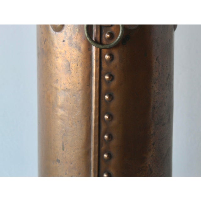 American Arts and Crafts Style Riveted Cylindrical Copper Umbrella Stand Brass Hoop Handles Vintage For Sale - Image 4 of 14