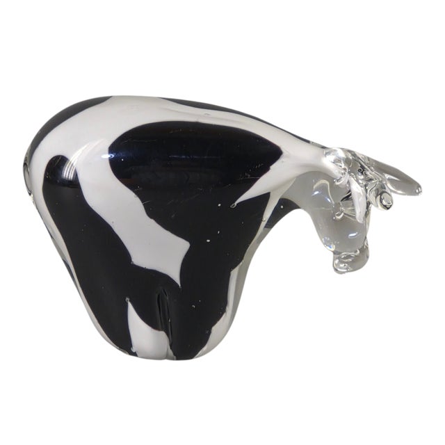 Italian Hand-Blown Art Glass Spotted Black & White Cow Paperweight Figurine For Sale - Image 10 of 10