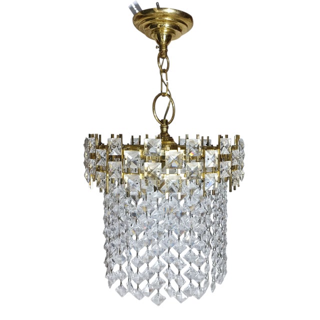 Unmistakable waterfalls of square crystals! They make them unique! I have official proof of authenticity such as vintage...