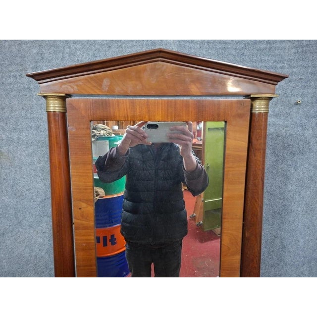 Empire style mahogany dressing table – 19th century an elegant mahogany and mahogany veneer dressing table in the empire...