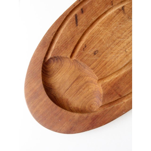 Brown Vintage Mid-Century Large Teak Carving Board For Sale - Image 8 of 9
