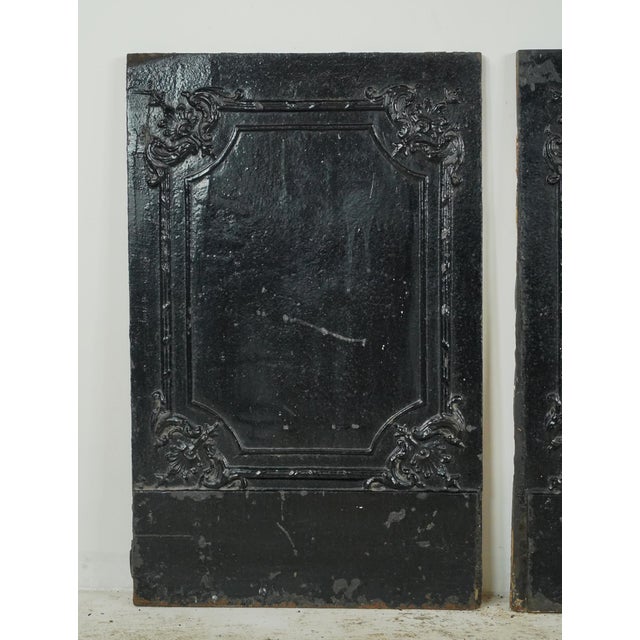 The Plaza Hotel French Style Black Cast Iron Fireback Set For Sale - Image 4 of 15