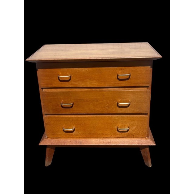 Oak Chest of Drawers with Splayed Legs, 1950 For Sale - Image 10 of 12