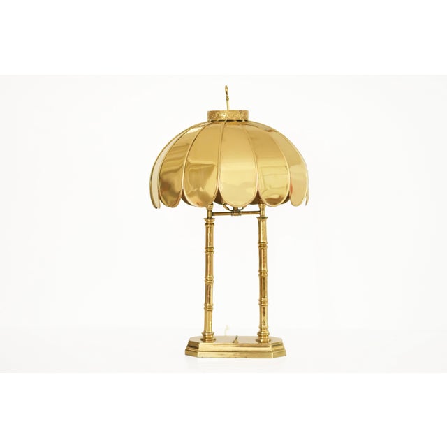 Mid-Century Hollywood Regency Gilt Metal Table Lamp with Scalloped Dome Shade For Sale - Image 11 of 11