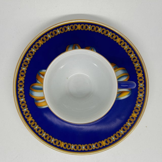 The lot consists of 6 cups and 6 saucers. Cup diameter (without handle): approx. 6.5 cm Height of cup: approx. 6 cm...
