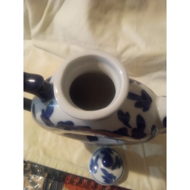 Vintage Chinoiserie donut teapot Cobalt blue floral pattern on a white background For Sale - Image 4 of 5