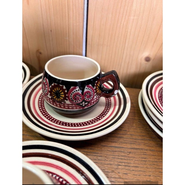 Vintage Quimper Coffee Service in Hand-Painted Earthenware by Paul Fouillen, France, 1950, Set of 33 For Sale - Image 11 of 18