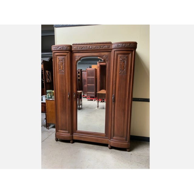 Brown Vintage Art Deco Wardrobe in Walnut, 1930 For Sale - Image 8 of 10