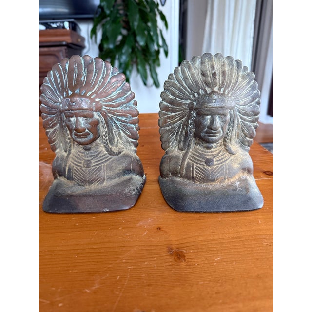 Cast-iron Indian head with full head dress book ends or doorstops authentic with patina mid 20th century