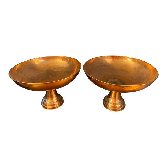 Pair of Vintage Copper Pedestal Decorative Bowls For Sale
