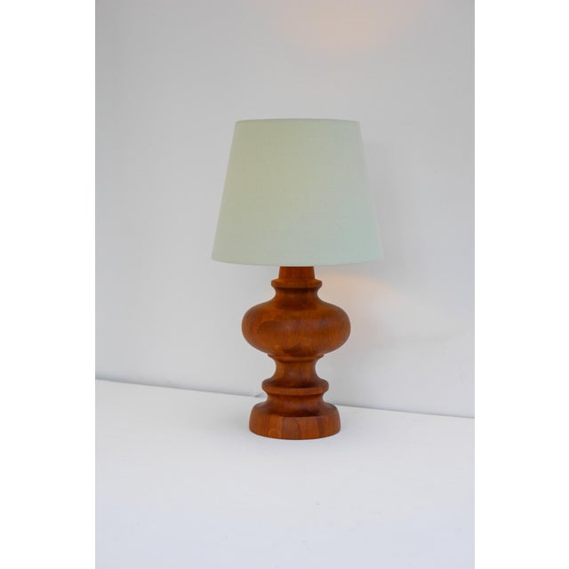 Mid-Century Modern Scandinavian Oak Table Lamp from Möllers For Sale - Image 12 of 15