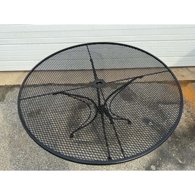 Mid-Century Modern Mid-Century Outdoor Iron Attributed to Salterini Round 48" Dining Table For Sale - Image 3 of 12