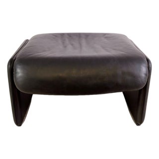DS 2018 Ottoman in Leather and Black from de Sede For Sale