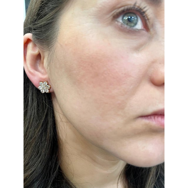 2.80 Carat 7 Diamond Floral Cluster Flower Stud Earrings in 14 Karat Yellow Gold For Sale - Image 10 of 18