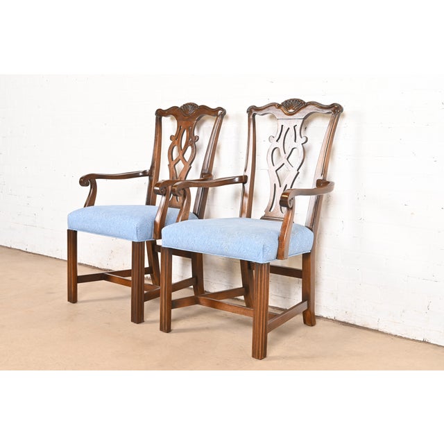 English Drexel Heritage Georgian Carved Mahogany Armchairs or Dining Captain Chairs, Pair For Sale - Image 3 of 12