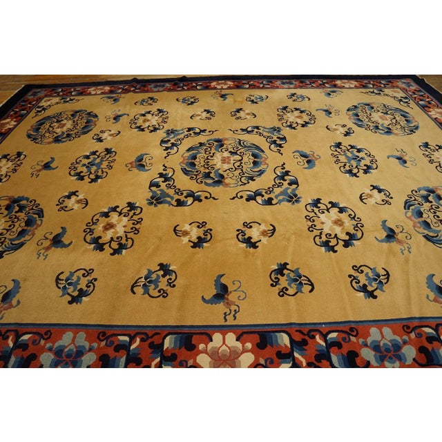 Chinese 1980s Beige Medallion Vintage Modern Chinese Peking Carpet 9'4" X 12'3" Knotted Wool Rug For Sale - Image 3 of 12
