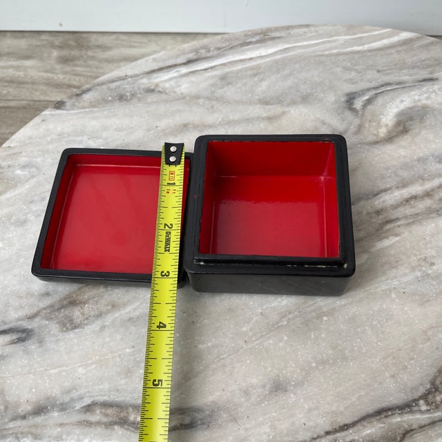 Onyx 1970s Kholuy Hand-Painted Lacquer Humpback Pony Miniature Box For Sale - Image 8 of 10