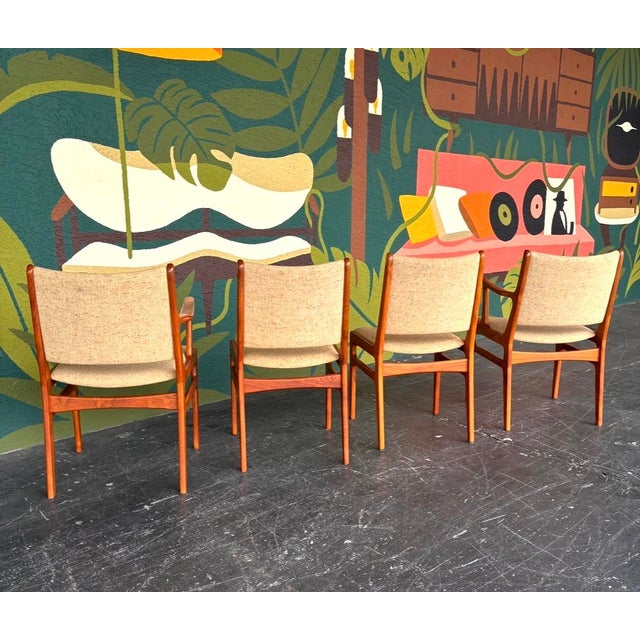 A classic, timeless Danish teak dining chair set with great design. The chairs have a unique form to them - high backs,...