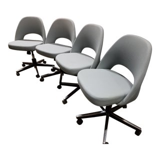 Knoll Saarinen Executive Chairs - Set of 4 For Sale