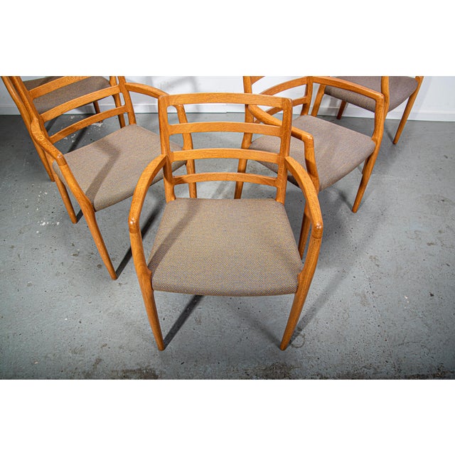 Model 68 Armchairs in Oak with Original Fabric by Niels Otto Møller for J.L. Møllers, 1990s, Set of 5 For Sale - Image 4 of 10