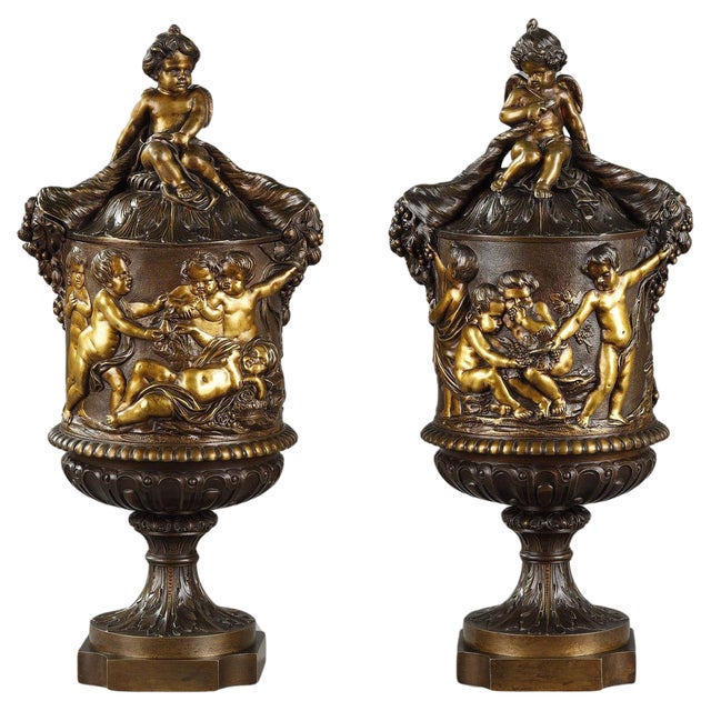 Covered Vases in Chased Bronze with Rich Decoration, 1870s, Set of 2 For Sale
