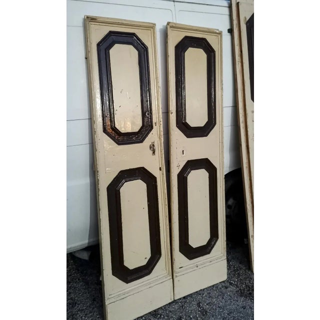 Internal door with hexagonal tiles painted from the 1700s, measurements 90 x 62 x h 185.5, upper light of 2.2 style...