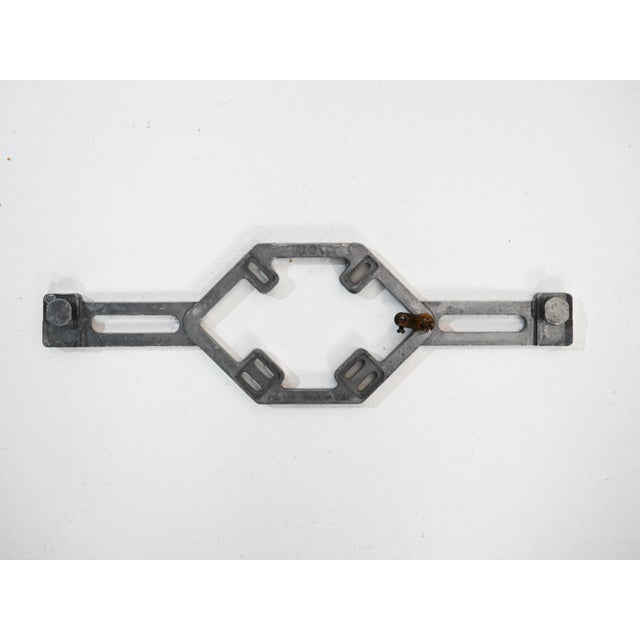 Metal White Foglio Wall Lamp by Tobia & Afra Scarpa for Flos, 1960s For Sale - Image 7 of 10