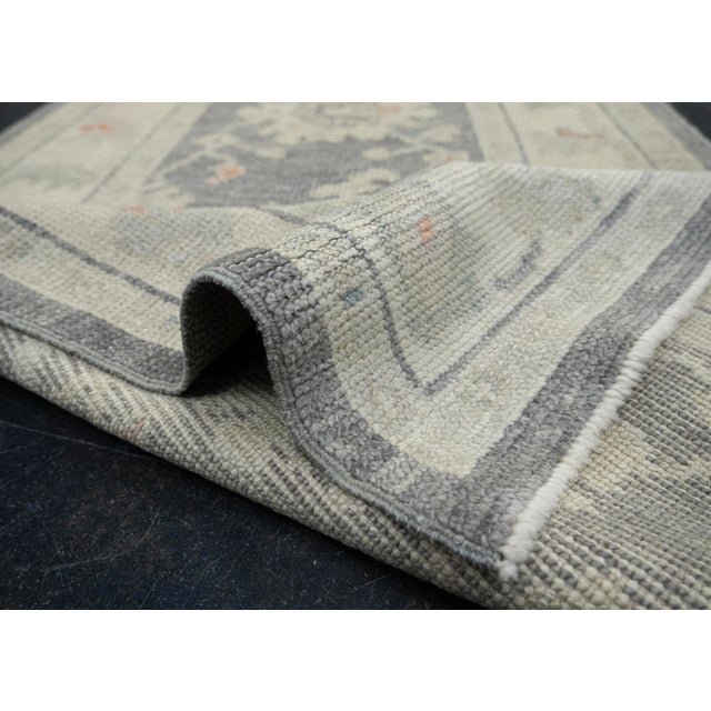 Turkish Oushak Rug Charcoal, Sand & Terracotta Handwoven Wool Rug 2'8" X 4'8" For Sale In Houston - Image 6 of 8