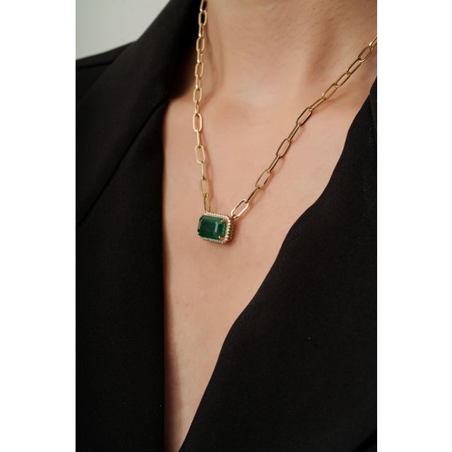 Natural Diamond 6.9ct Dark Green Zambian Emerald Contemporary Necklace in 14k Gold For Sale - Image 9 of 17