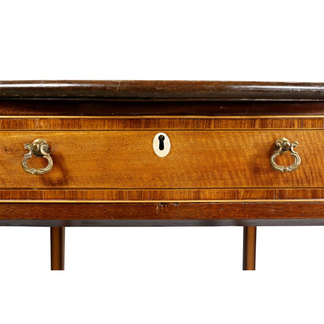 George III Satinwood and Mahogany Pembroke Table For Sale - Image 4 of 10