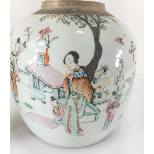 Chinoiserie 19th Century Pair of Chinese Chinoiserie Famille Rose Ginger Jars For Sale - Image 3 of 12