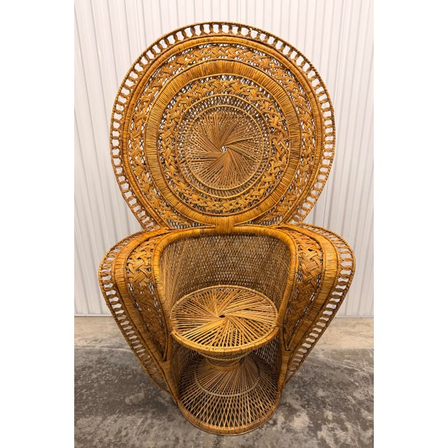 1960s Vintage Italian Grand Wicker Peacock Chair Attributed to Vivai Del Sud For Sale - Image 9 of 10