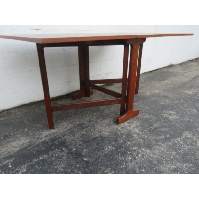 Mid Century Modern Narrow Gatelegs Drop Leaf Dining Table 6102 For Sale - Image 18 of 18