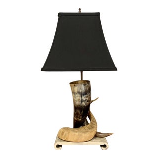 Decorative Steer Horn Table Lamp With Faux Marble Base For Sale