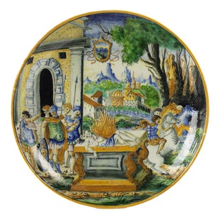 Istoriato Style Urbino Majolica Plate with Eteocle and Polinice For Sale