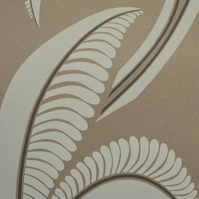 Schumacher Sample - Schumacher x Neisha Crosland Banana Leaf Wallpaper in Tobacco For Sale - Image 4 of 5