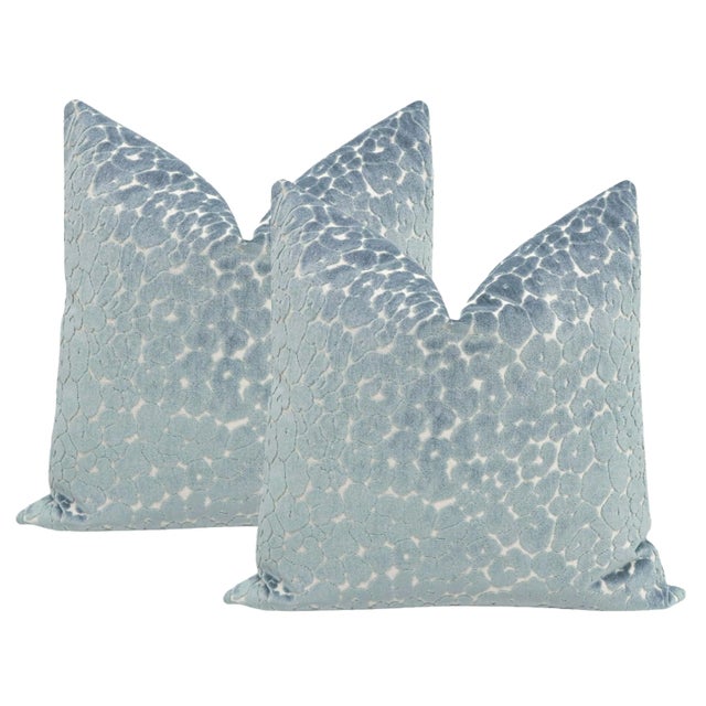 Not Yet Made - Made To Order 22" Cerulean Blue Leopard Cut Velvet Pillows - a Pair For Sale - Image 5 of 5