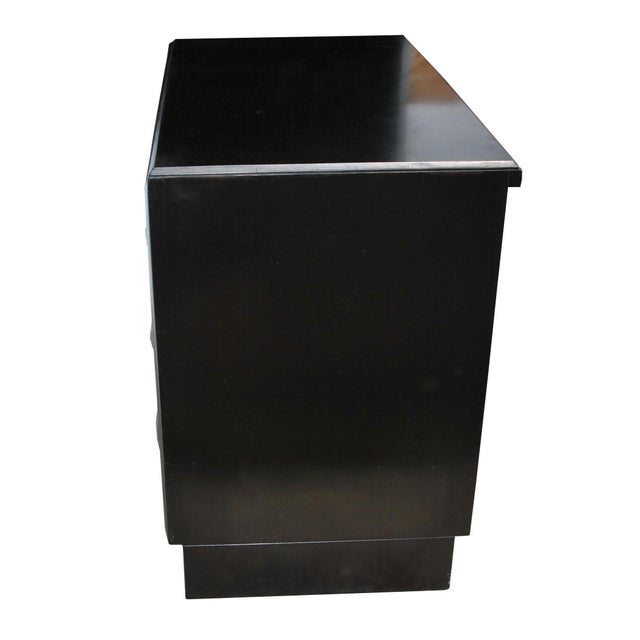 Mid-Century Modern Mengel Raymond Loewy Style Ebonized Dresser For Sale In Houston - Image 6 of 7