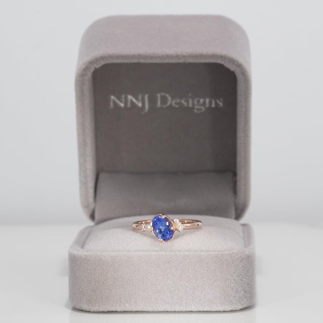 Modern Aaa Tanzanite Ring With Earth-Mined Diamond Accents: Solid 14k Gold, 7x5mm, Size 6.75 For Sale - Image 3 of 9