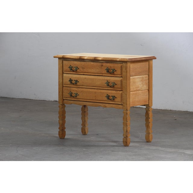 Vintage Danish Oak 3-Drawer Side Table in the style of Henning Kjærnulf, 1960s For Sale - Image 17 of 17