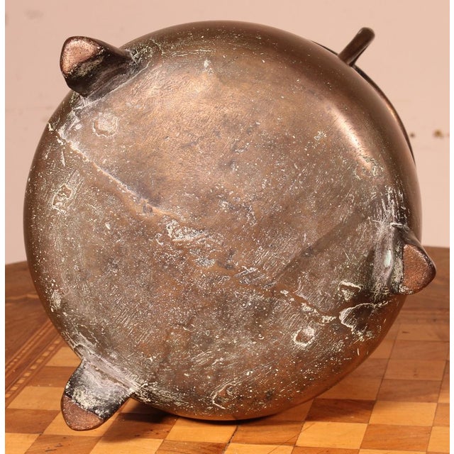 Bronze Pot, 16th Century For Sale - Image 3 of 11